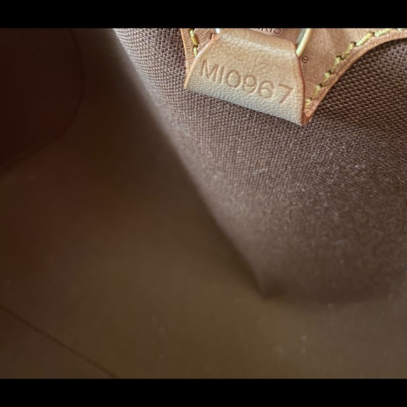 Vintage Louis Vuitton Ellipse GM Satchel - Picture 9 of 9